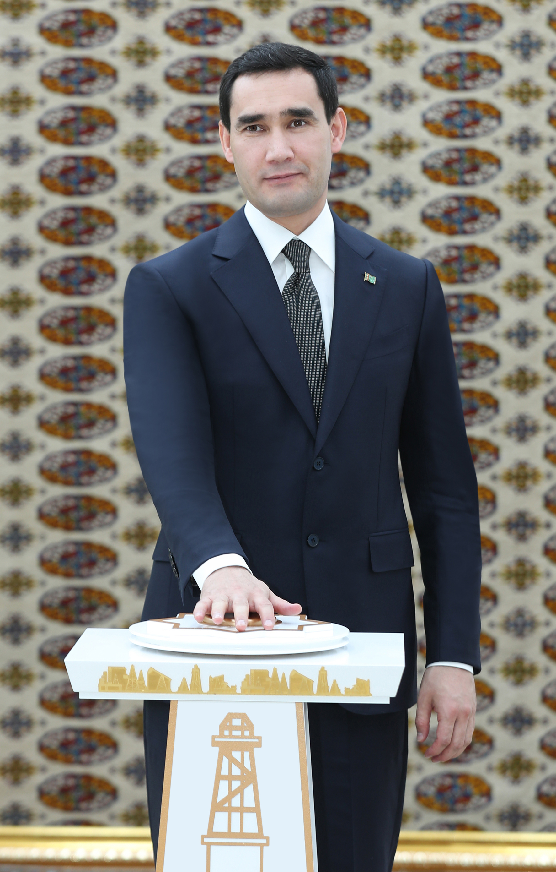 Праздничная поездка Президента Туркменистана в Лебапский велаят